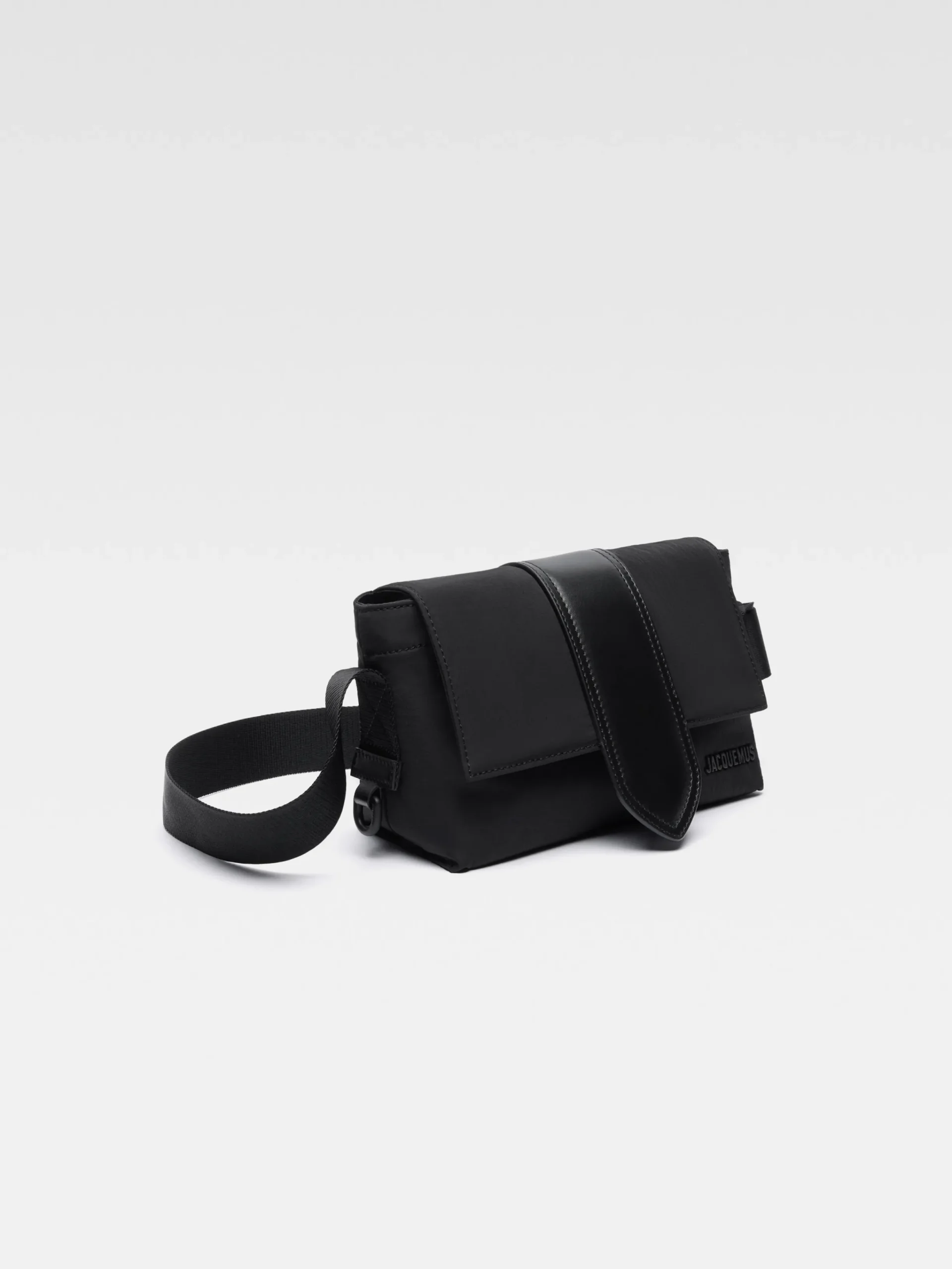 New Jacquemus De Bambino kleine messenger-tas Black