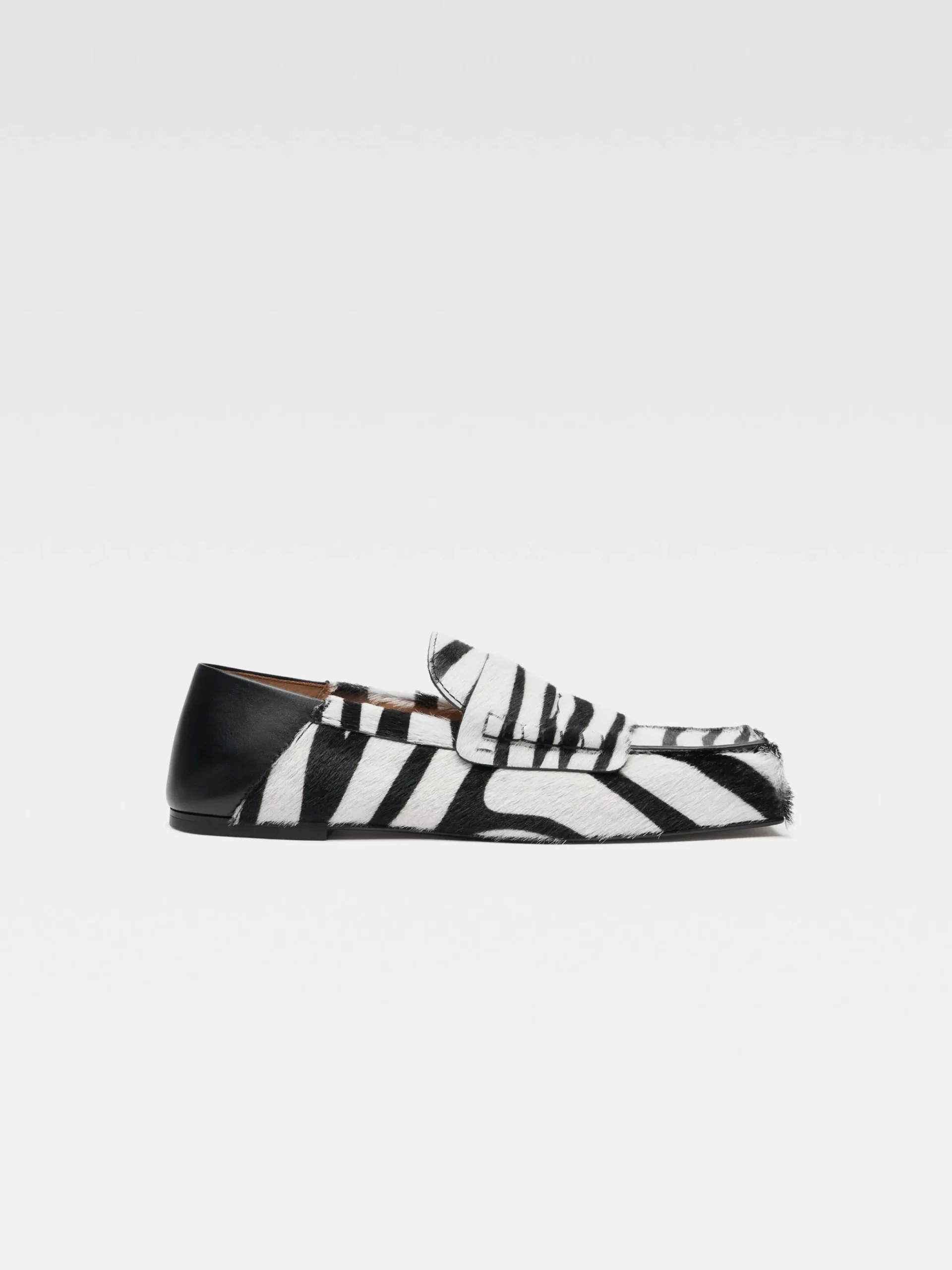 Discount Jacquemus De Carré instappers Black&WhiteZebra
