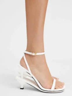 Hot Jacquemus De dubbele sandalen White