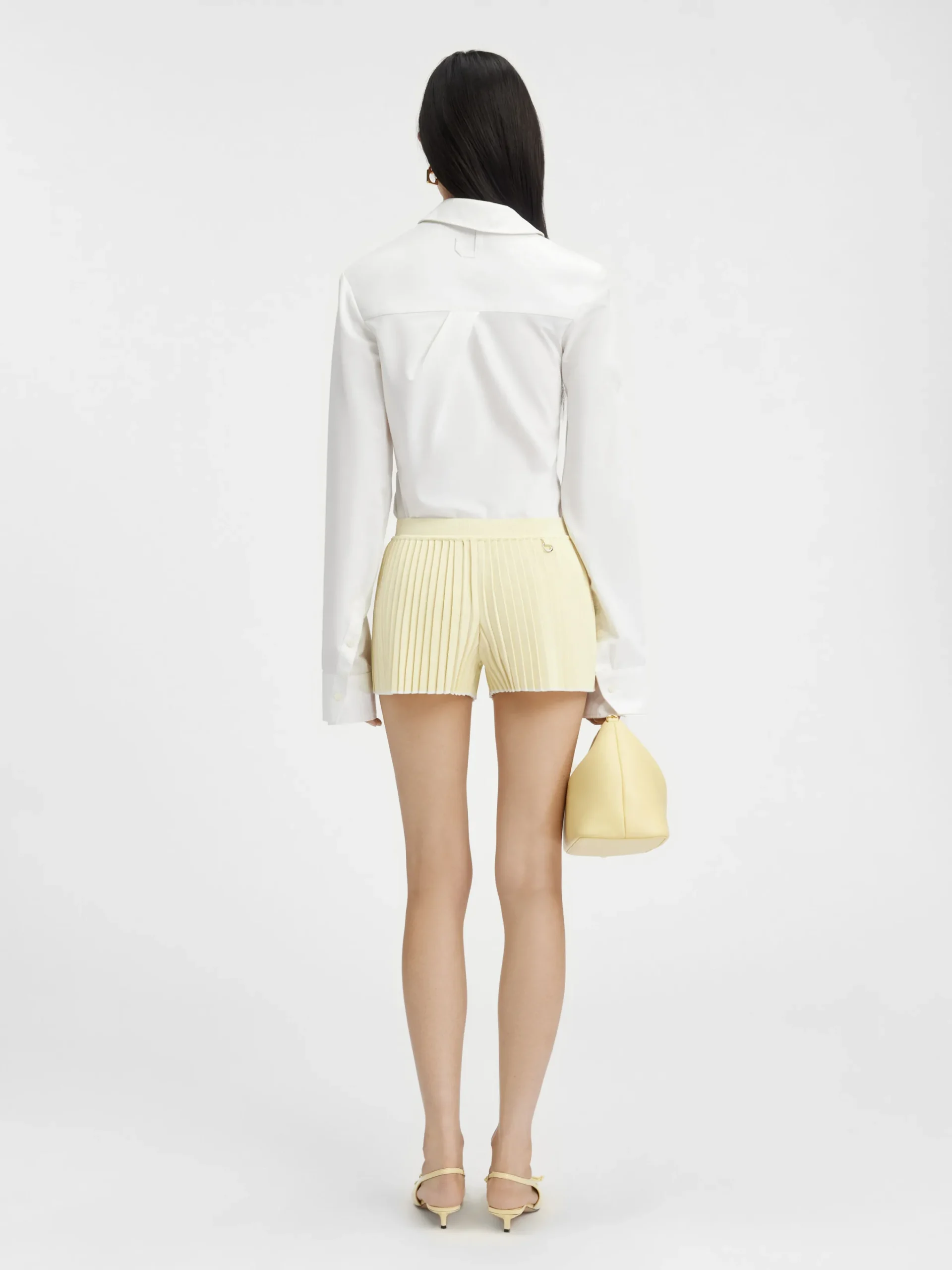 Best Jacquemus De gebreide shorts met plooien LightYellow