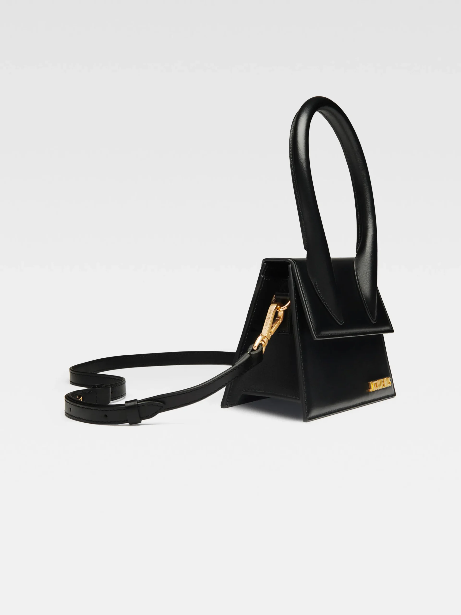 New Jacquemus De medium Chiquito Black