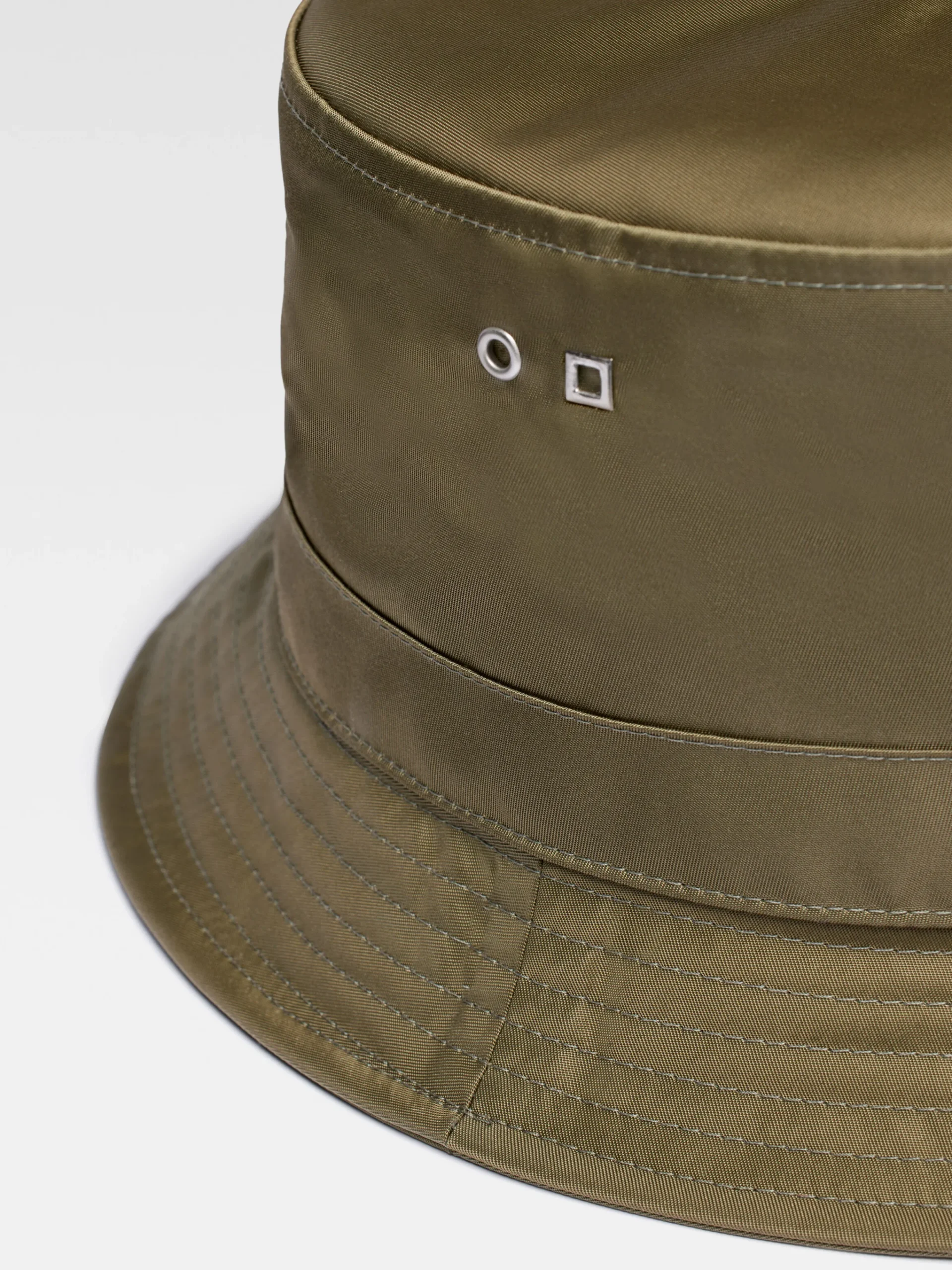 New Jacquemus De Ovalie emmerhoed Khaki