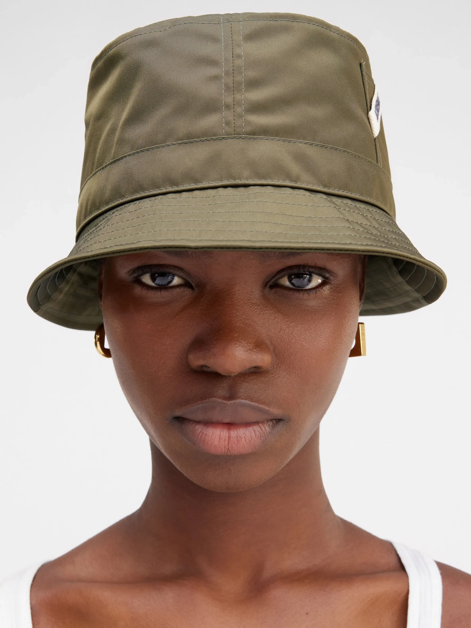 New Jacquemus De Ovalie emmerhoed Khaki