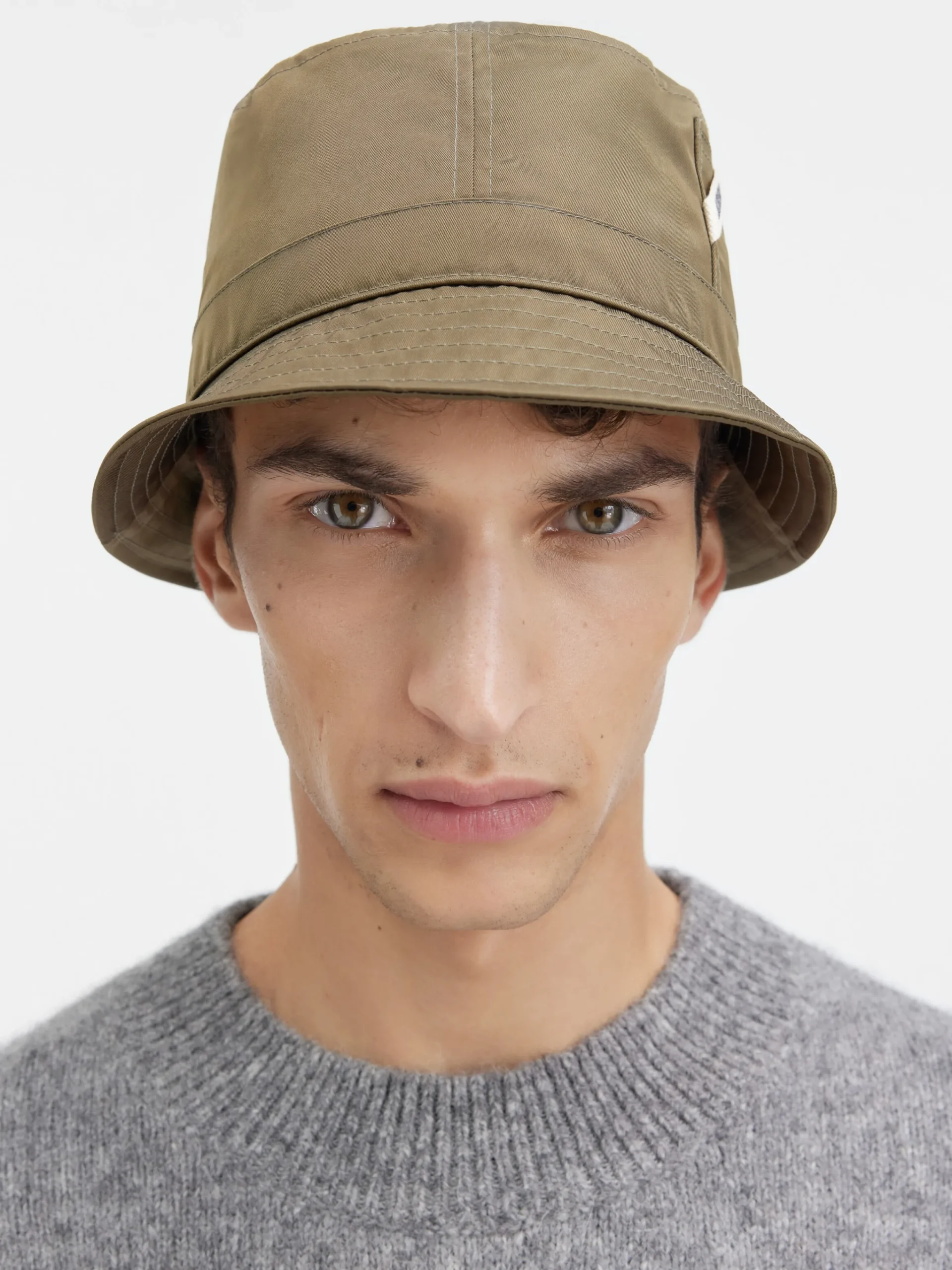New Jacquemus De Ovalie emmerhoed Khaki