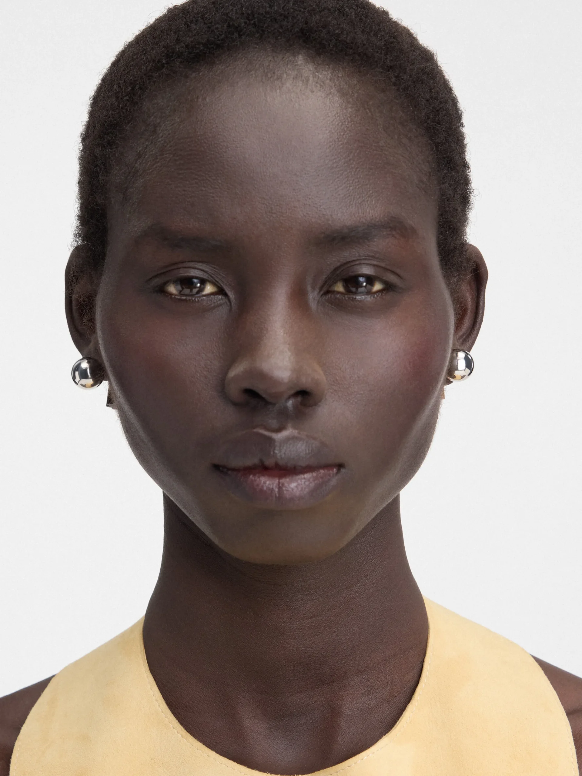 New Jacquemus De Perlina oorbellen