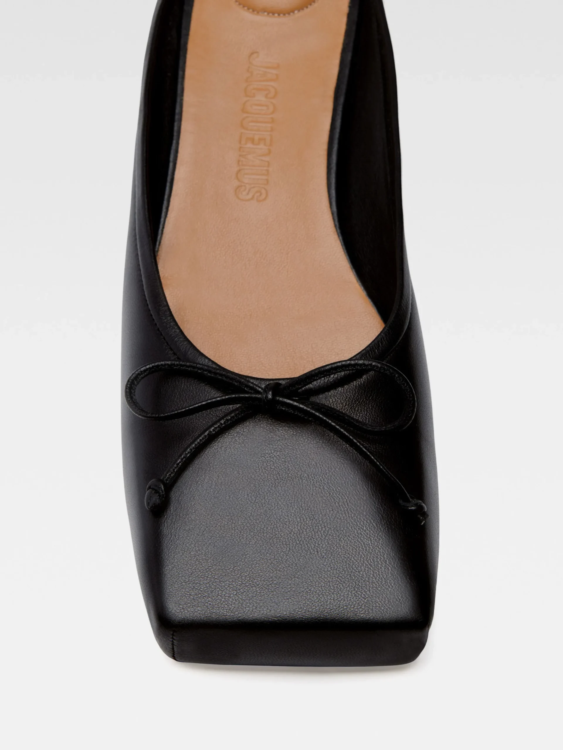 Sale Jacquemus De platte balletschoentjes Black